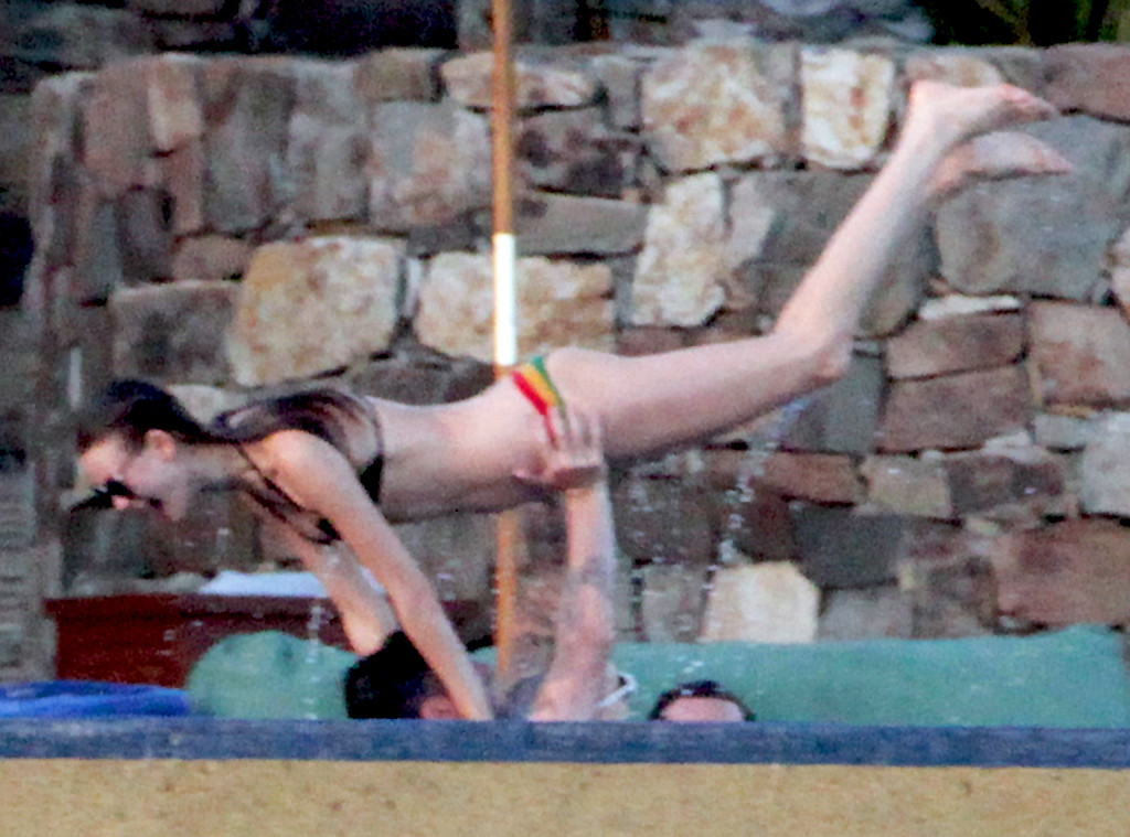 Adam Levine, Behati Prinsloo Adam Levine, Behati Prinsloo